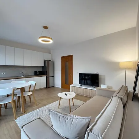 House Center